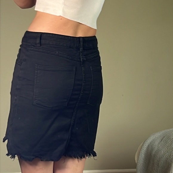 Decjuba Gina Step Hem Denim Skirt - Picture 5 of 6